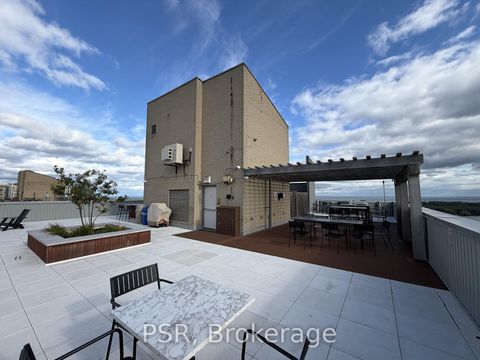 Photo 35 at 702 - 270 Queens Quay W, Waterfront Communities C1, Toronto