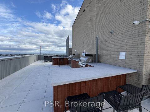 Photo 37 at 702 - 270 Queens Quay W, Waterfront Communities C1, Toronto