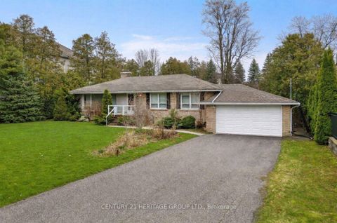 Photo 4 at 19 Oakbank Road, Uplands, Vaughan