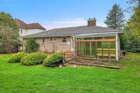 Photo 37 at 19 Oakbank Road, Uplands, Vaughan