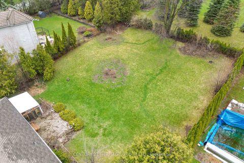 Photo 39 at 19 Oakbank Road, Uplands, Vaughan