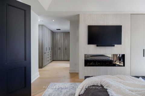 Photo 24 at 64 Thompson Avenue, Queensway, Toronto