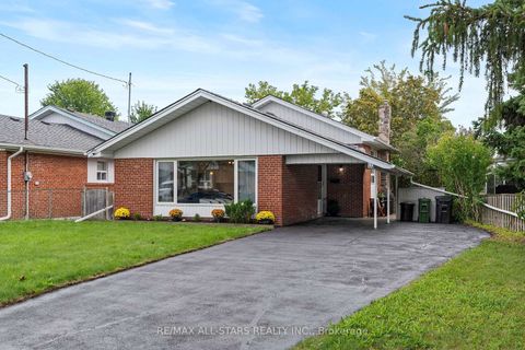 Photo 0 at 11 Penzance Drive, Bendale, Toronto