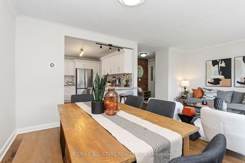 Photo 9 at 11 Penzance Drive, Bendale, Toronto