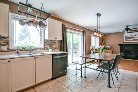 Photo 8 at 42 Farmstead Crescent, Holly, Barrie