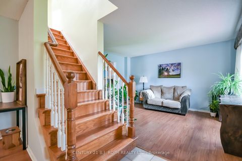 Photo 13 at 42 Farmstead Crescent, Holly, Barrie