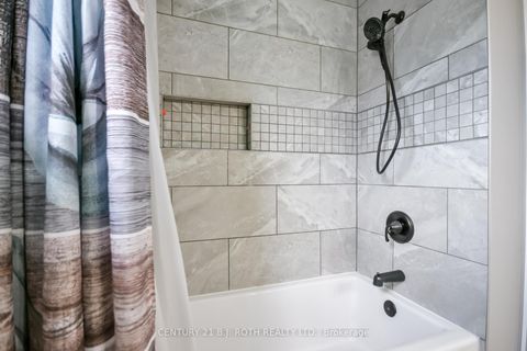 Photo 26 at 42 Farmstead Crescent, Holly, Barrie