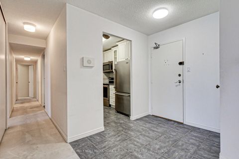 Photo 5 at 2208 - 3151 Bridletowne Circle, L'Amoreaux, Toronto