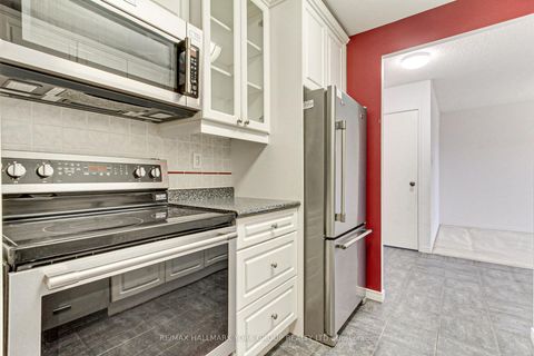 Photo 9 at 2208 - 3151 Bridletowne Circle, L'Amoreaux, Toronto