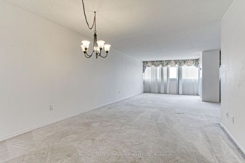 Photo 13 at 2208 - 3151 Bridletowne Circle, L'Amoreaux, Toronto