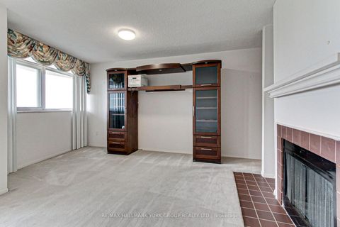Photo 18 at 2208 - 3151 Bridletowne Circle, L'Amoreaux, Toronto