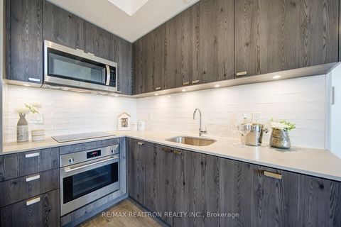 Photo 11 at 1510 - 56 Forest Manor Road, Henry Farm, Toronto