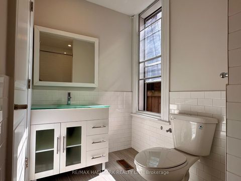Photo 4 at 128 Brunswick Avenue, University, Toronto