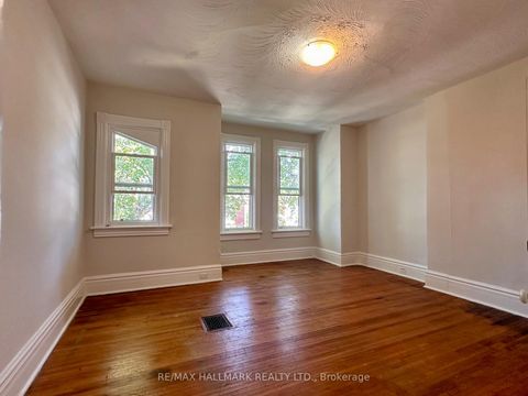 Photo 11 at 128 Brunswick Avenue, University, Toronto