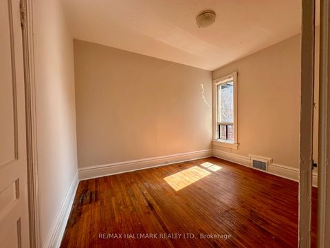Photo 13 at 128 Brunswick Avenue, University, Toronto