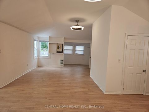 Photo 7 at 27 Blue Heron Drive, Pefferlaw, Georgina