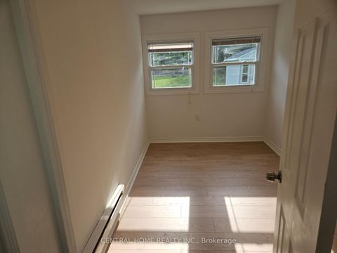 Photo 13 at 27 Blue Heron Drive, Pefferlaw, Georgina