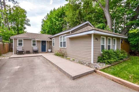 Photo 1 at 203 Southview Road, South Shore, Barrie
