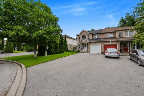 Photo 1 at 37 Rainbow Court, Keswick South, Georgina