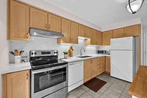 Photo 15 at 37 Rainbow Court, Keswick South, Georgina