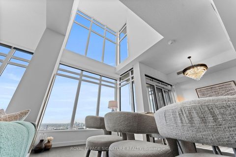 Photo 1 at PH7001 - 1 Concord Cityplace Way, Waterfront Communities C1, Toronto