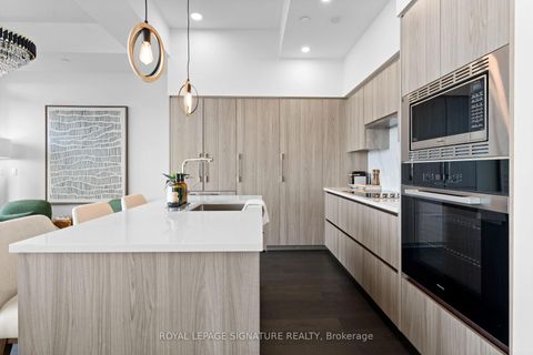 Photo 5 at PH7001 - 1 Concord Cityplace Way, Waterfront Communities C1, Toronto