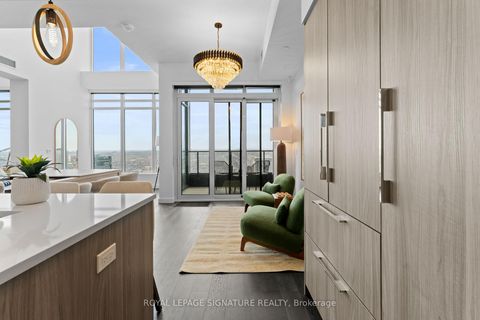 Photo 9 at PH7001 - 1 Concord Cityplace Way, Waterfront Communities C1, Toronto