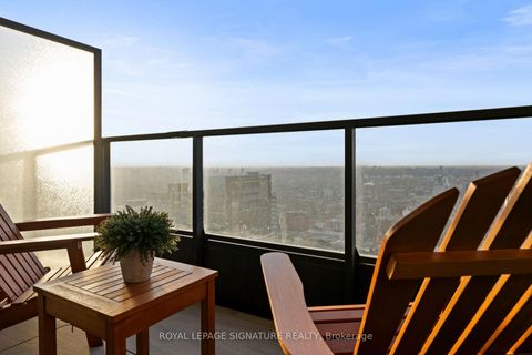 Photo 36 at PH7001 - 1 Concord Cityplace Way, Waterfront Communities C1, Toronto