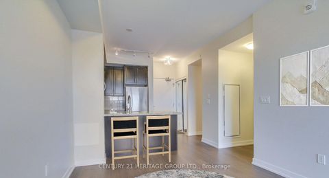 Photo 8 at 250 - 555 William Graham Drive, Rural Aurora, Aurora