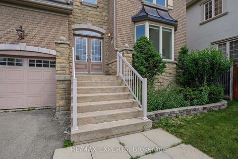 Photo 2 at 12 Sweet Valerie Court, Patterson, Vaughan