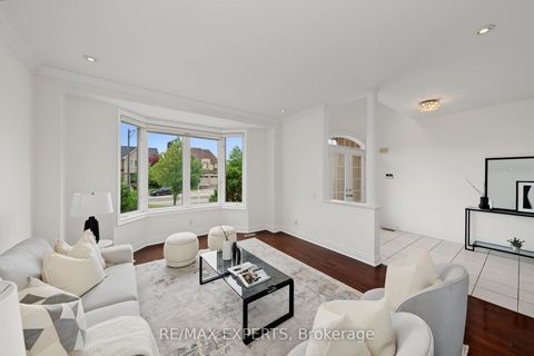Photo 6 at 12 Sweet Valerie Court, Patterson, Vaughan
