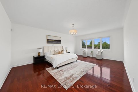 Photo 21 at 12 Sweet Valerie Court, Patterson, Vaughan