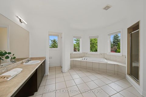 Photo 24 at 12 Sweet Valerie Court, Patterson, Vaughan