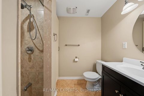 Photo 40 at 12 Sweet Valerie Court, Patterson, Vaughan