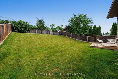 Photo 45 at 12 Sweet Valerie Court, Patterson, Vaughan
