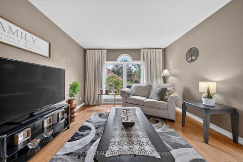 Photo 8 at 83 Logan Court, Holly, Barrie