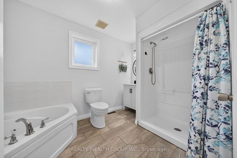 Photo 14 at 83 Logan Court, Holly, Barrie