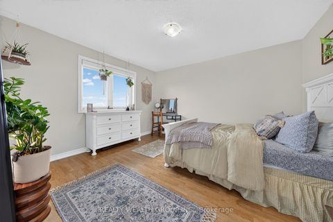 Photo 17 at 83 Logan Court, Holly, Barrie