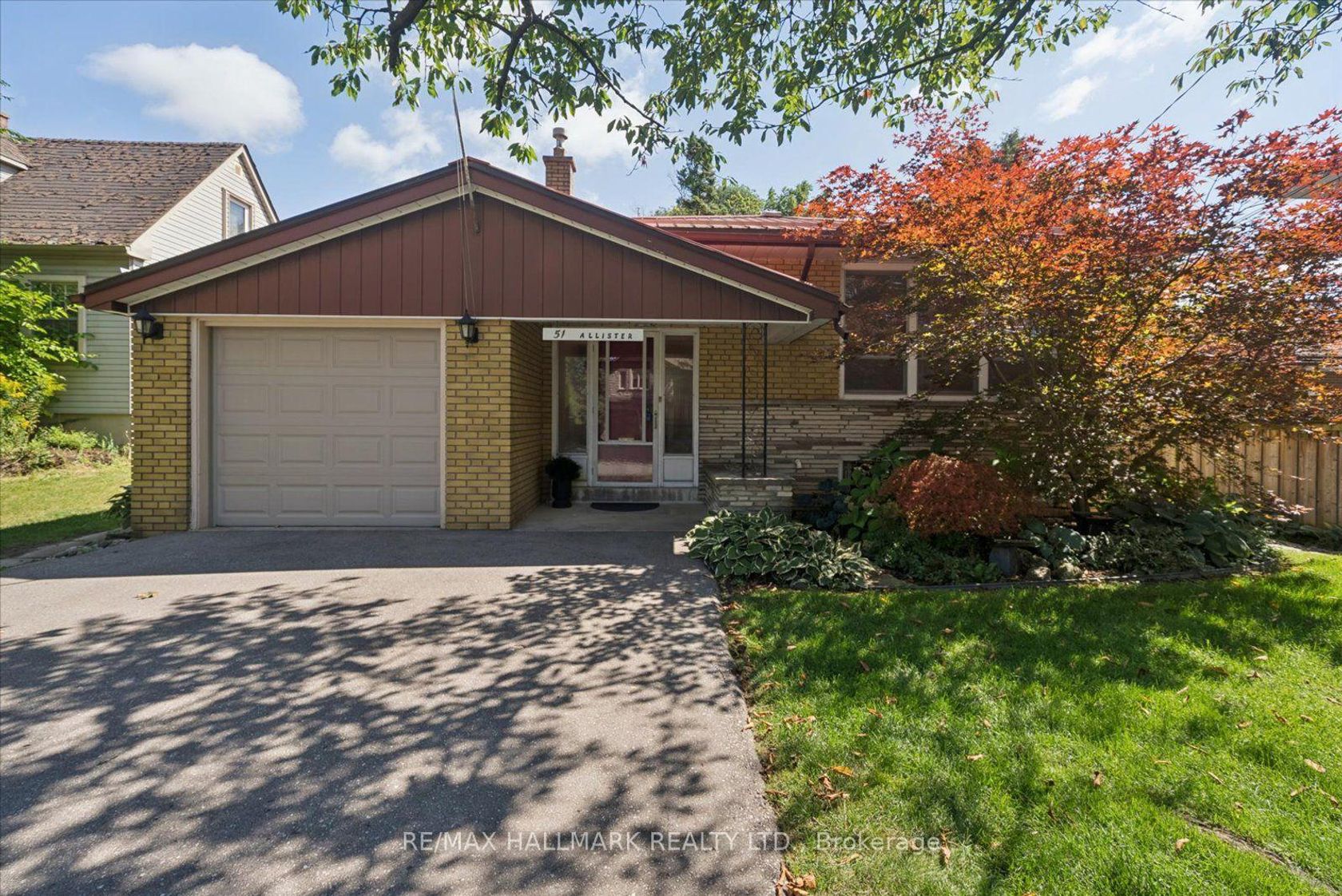 Photo 2 at 51 Allister Avenue, Cliffcrest, Toronto