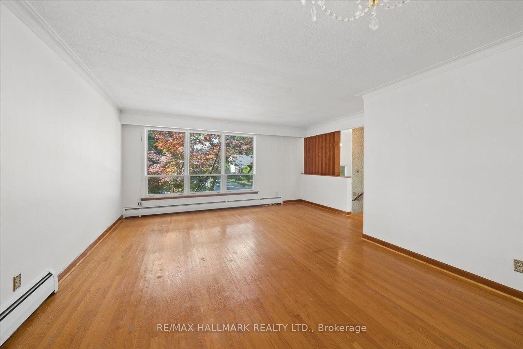 Photo 7 at 51 Allister Avenue, Cliffcrest, Toronto