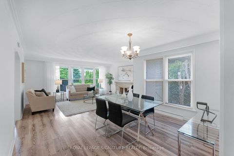 Photo 7 at 43 Viamede Crescent, Bayview Village, Toronto