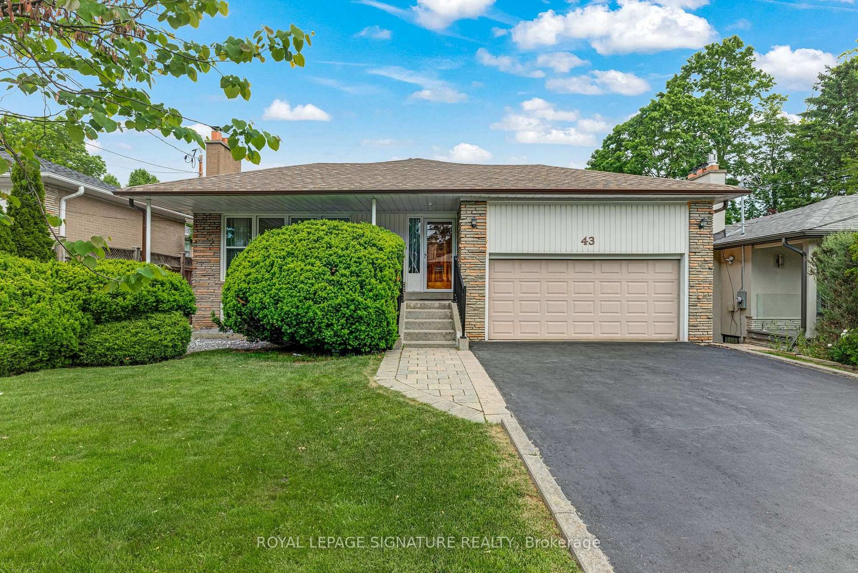 43 Viamede Crescent, Bayview Village, Toronto 