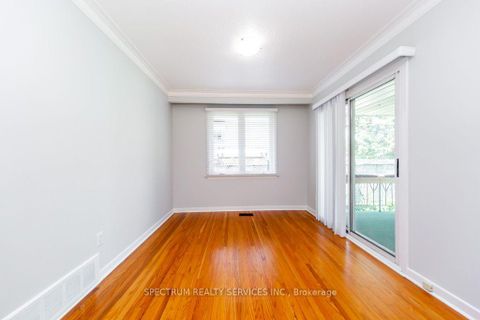 Photo 11 at 131 West Deane Park Drive, West Deane, Toronto
