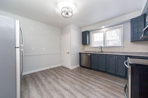 Photo 13 at 131 West Deane Park Drive, West Deane, Toronto