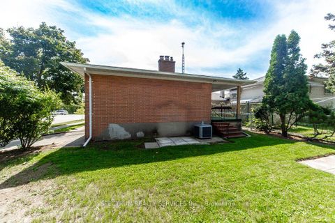 Photo 45 at 131 West Deane Park Drive, West Deane, Toronto