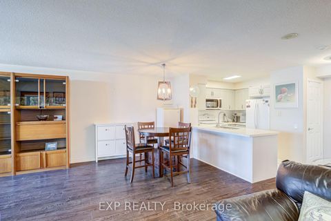 Photo 13 at 1409 - 8 Mondeo Drive, Dorset Park, Toronto