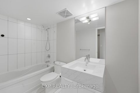 Photo 15 at 810 - 25 Capreol Court, Waterfront Communities C1, Toronto