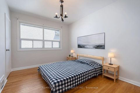 Photo 12 at 104 Haileybury Drive, Bendale, Toronto