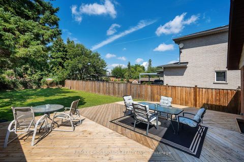 Photo 23 at 104 Haileybury Drive, Bendale, Toronto