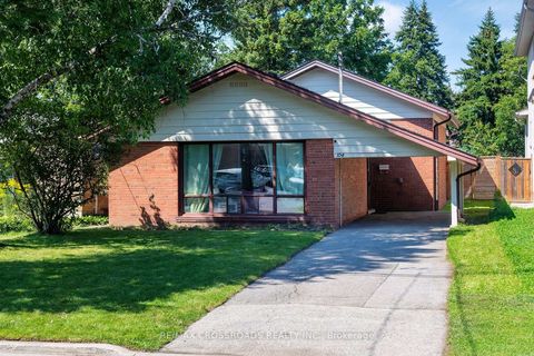 Photo 27 at 104 Haileybury Drive, Bendale, Toronto